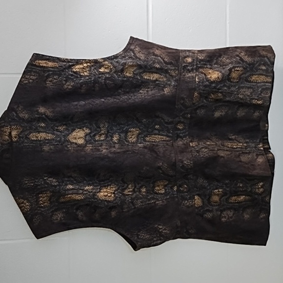Soft Sueded Snake Print Pocketed Zip Front Lined Vest Extra Large - Picture 13 of 14